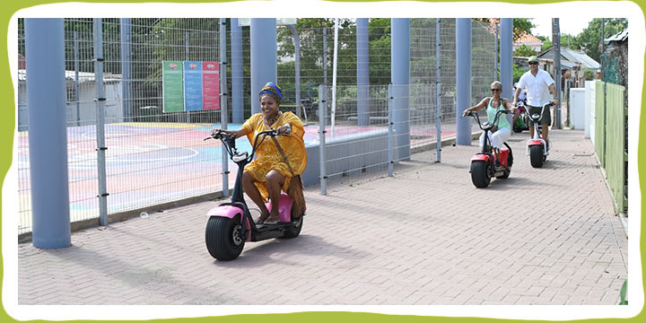 E-scooter tour door Willemstad